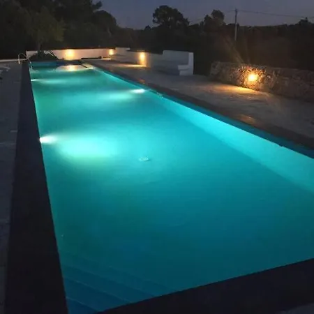 Manu Villa